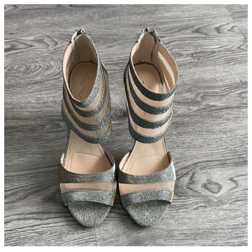 Nina Metallic Silver iridescent Ankle Heels Sz 9